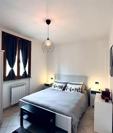 Apartment Iconn House Garden