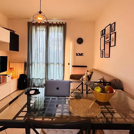 Apartment Iconn House Garden