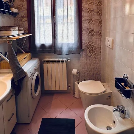 Iconn House Garden Apartment